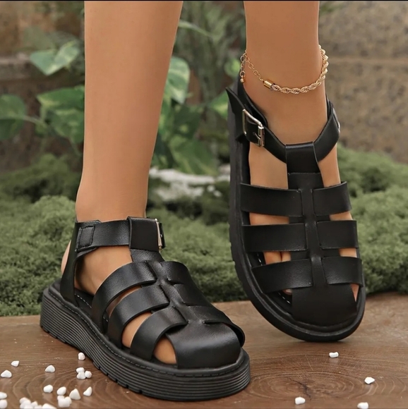 Round Toe Flats Sandals - Picture 4 of 6